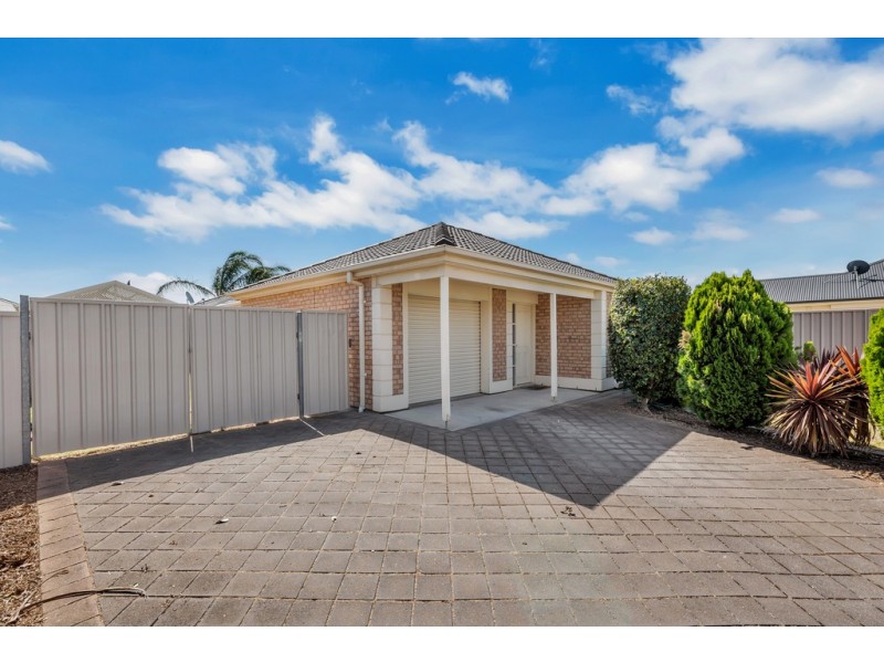 8 Autumn Court, Woodcroft SA 5162