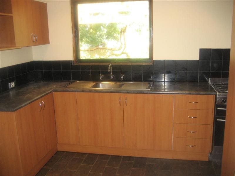 180 Hub Dr, Aberfoyle Park SA 5159