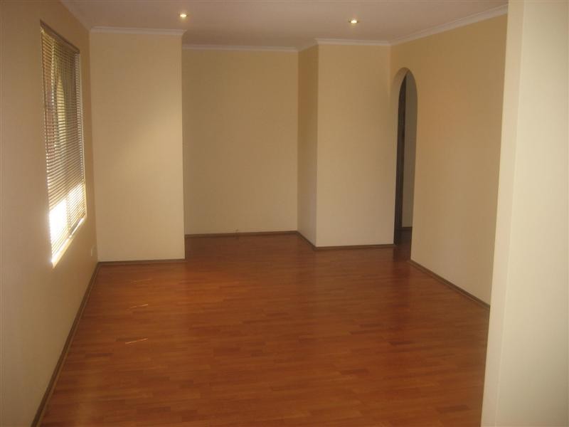 180 Hub Dr, Aberfoyle Park SA 5159