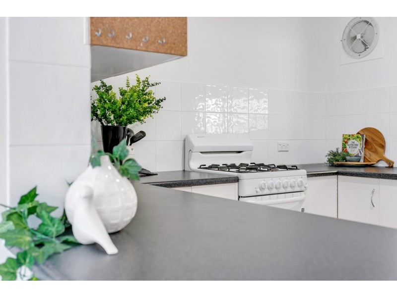 44 Gardenia Crescent, Morphett Vale SA 5162