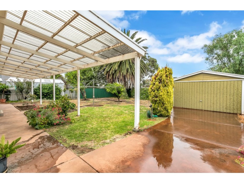 9 Pearce Street, O’sullivan Beach SA 5166