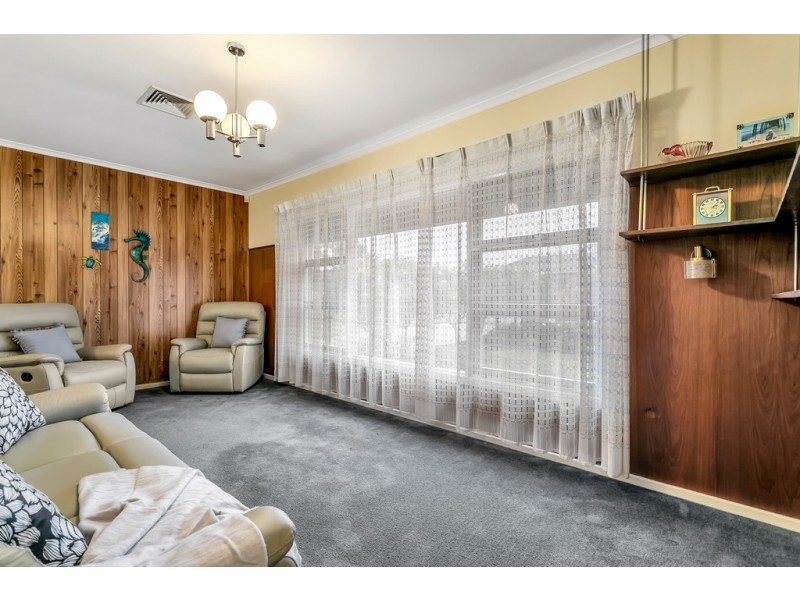 9 Pearce Street, O’sullivan Beach SA 5166