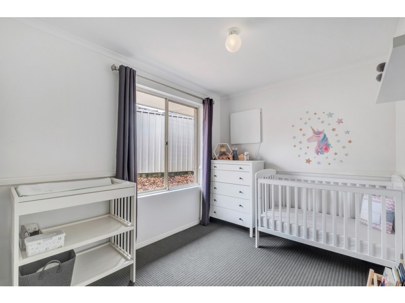 4 Kuantan Drive, Aberfoyle Park SA 5159