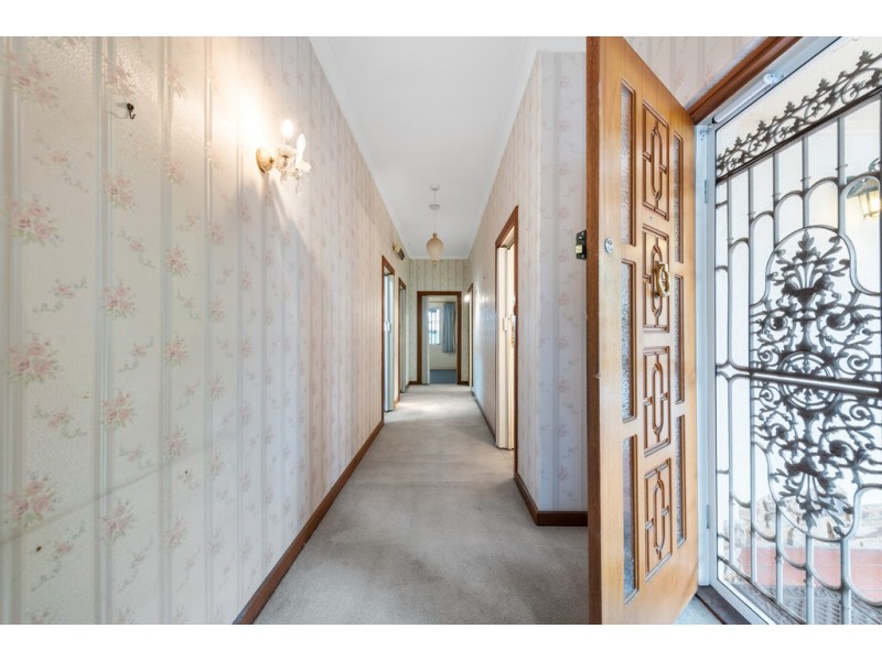 17 Mitchell Street, Glengowrie SA 5044