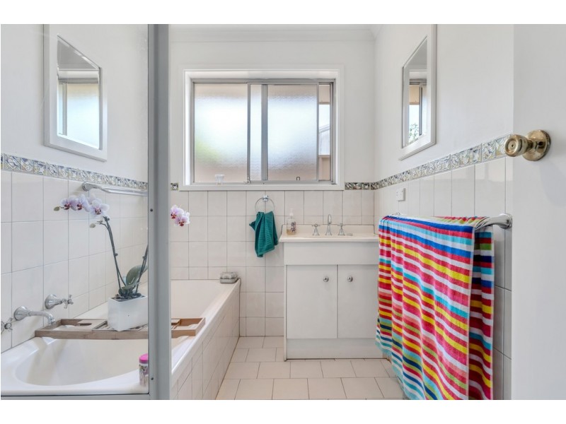 2/27 Cungena Avenue, Park Holme SA 5043