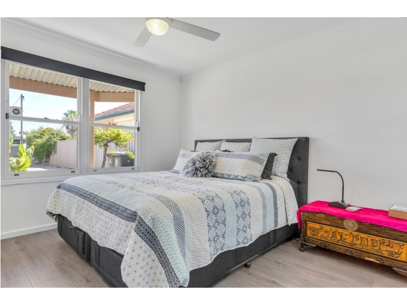 2/27 Cungena Avenue, Park Holme SA 5043