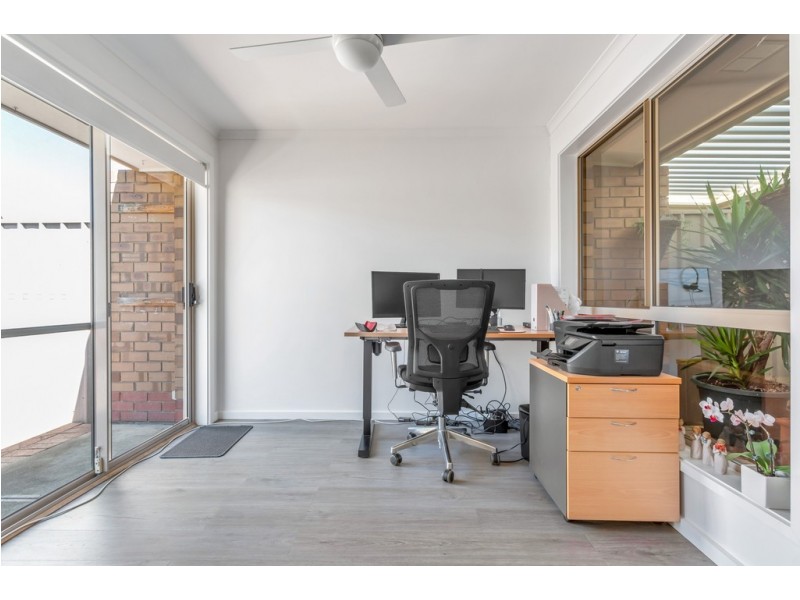 2/27 Cungena Avenue, Park Holme SA 5043
