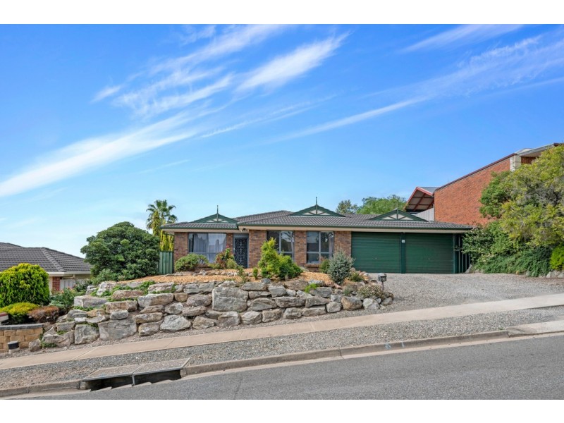 69 Ragamuffin Drive, Hallett Cove SA 5158