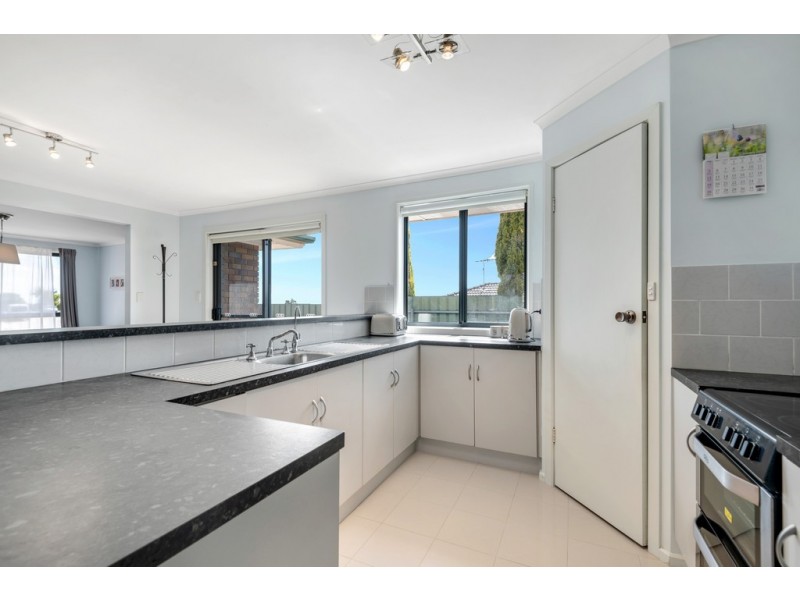 69 Ragamuffin Drive, Hallett Cove SA 5158