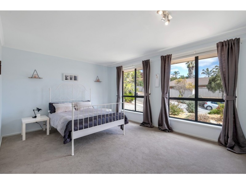 69 Ragamuffin Drive, Hallett Cove SA 5158