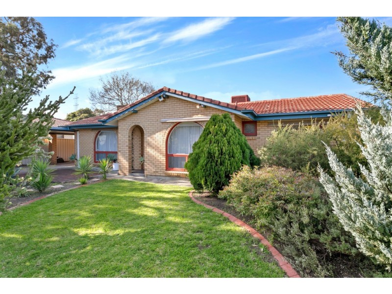 13 Glenhuntly Drive, Flagstaff Hill SA 5159