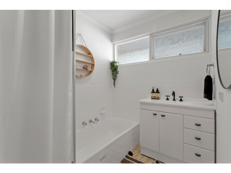 13 Glenhuntly Drive, Flagstaff Hill SA 5159