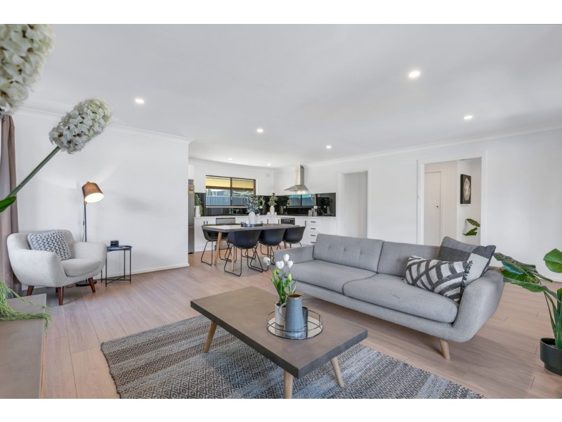 65 Conington Crescent, Morphett Vale SA 5162