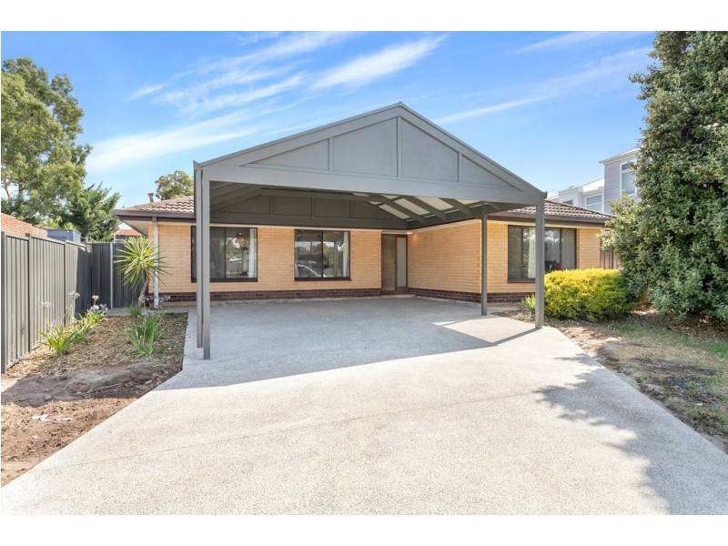 65 Conington Crescent, Morphett Vale SA 5162