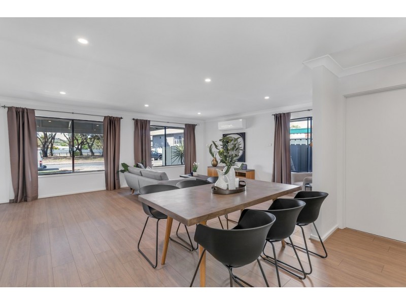 65 Conington Crescent, Morphett Vale SA 5162