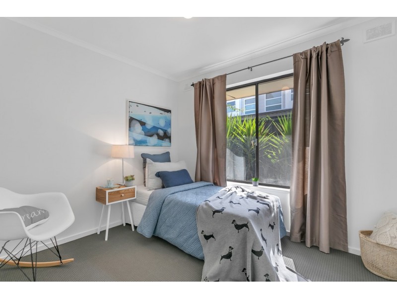 65 Conington Crescent, Morphett Vale SA 5162