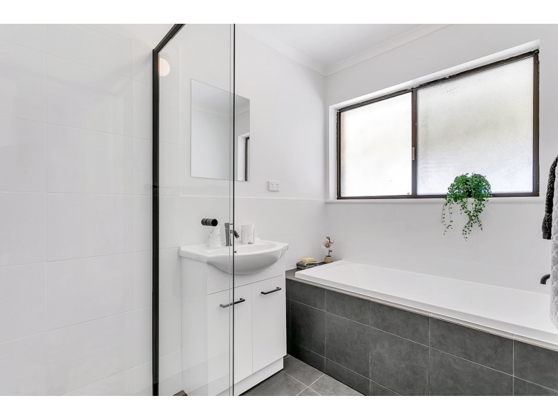 65 Conington Crescent, Morphett Vale SA 5162