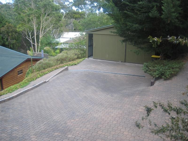 24 Nayook Gr, Happy Valley SA 5159