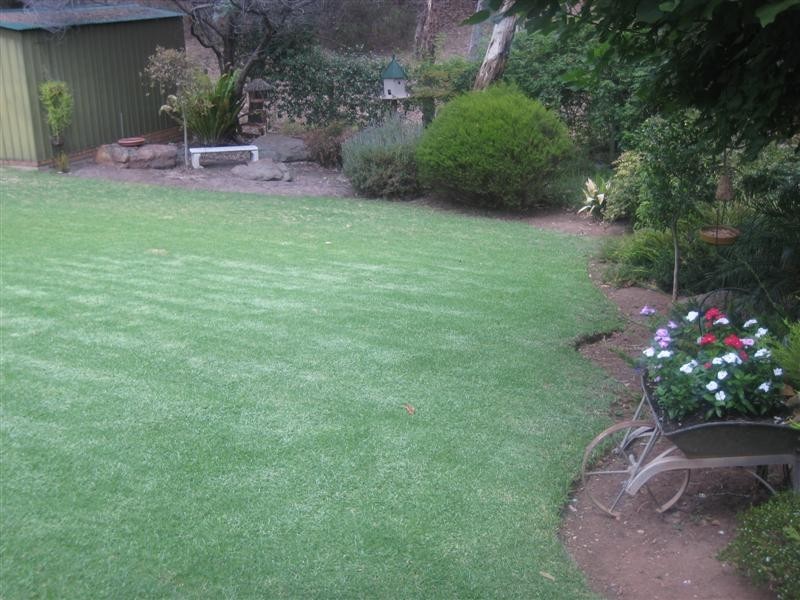 24 Nayook Gr, Happy Valley SA 5159