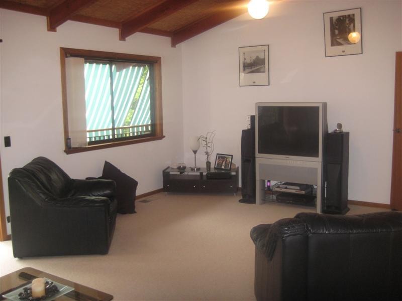 24 Nayook Gr, Happy Valley SA 5159