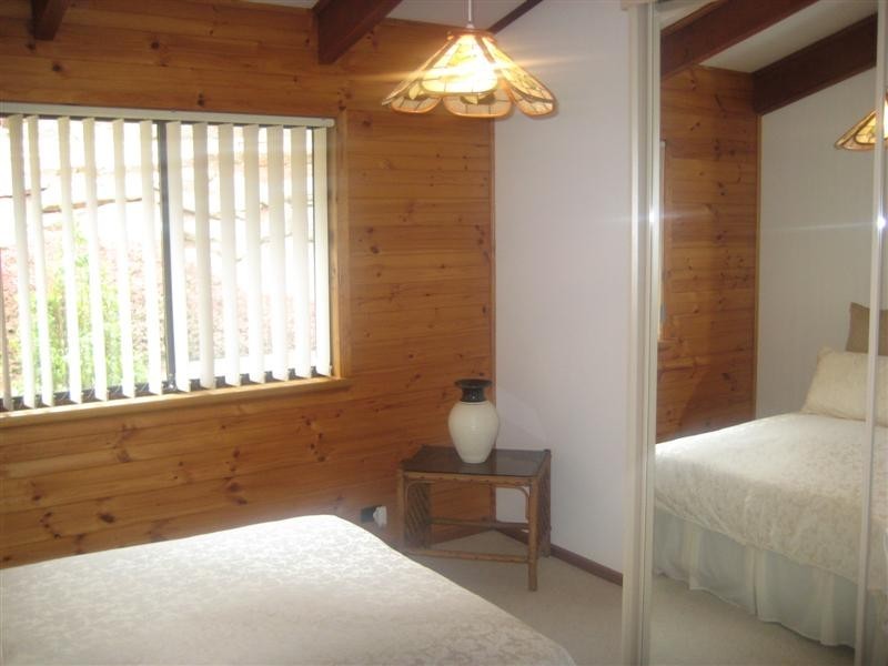 24 Nayook Gr, Happy Valley SA 5159