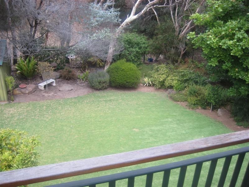 24 Nayook Gr, Happy Valley SA 5159