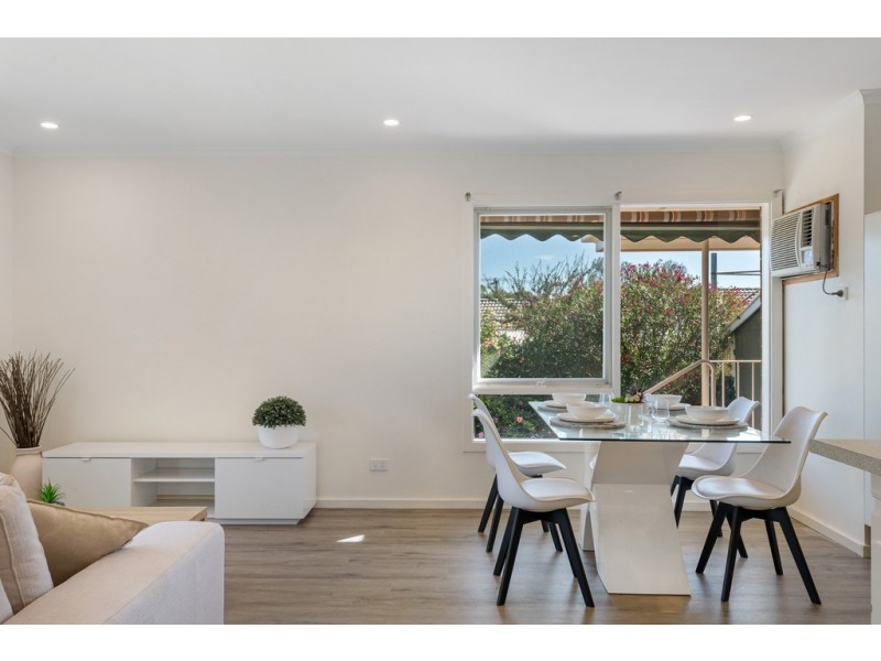 4 Hugh Crescent, Morphett Vale SA 5162