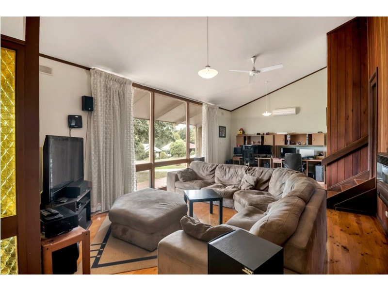 2 Barcelona Drive, Happy Valley SA 5159