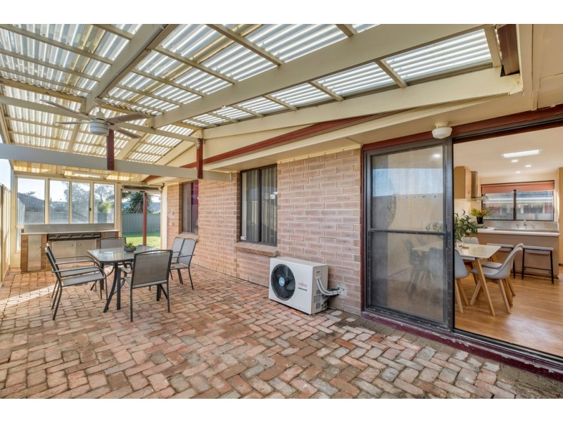 60 Bordeaux Drive, Woodcroft SA 5162