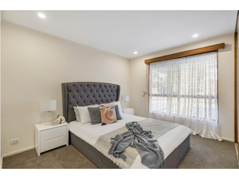 60 Bordeaux Drive, Woodcroft SA 5162