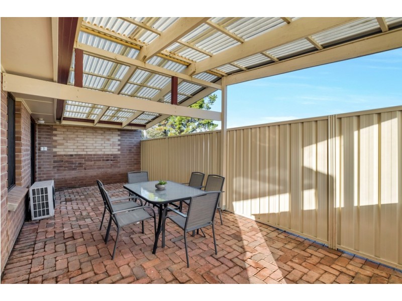 60 Bordeaux Drive, Woodcroft SA 5162