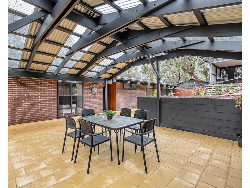 24 Barbara Crescent, Coromandel Valley SA 5051