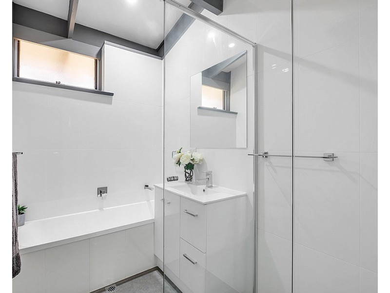 24 Barbara Crescent, Coromandel Valley SA 5051