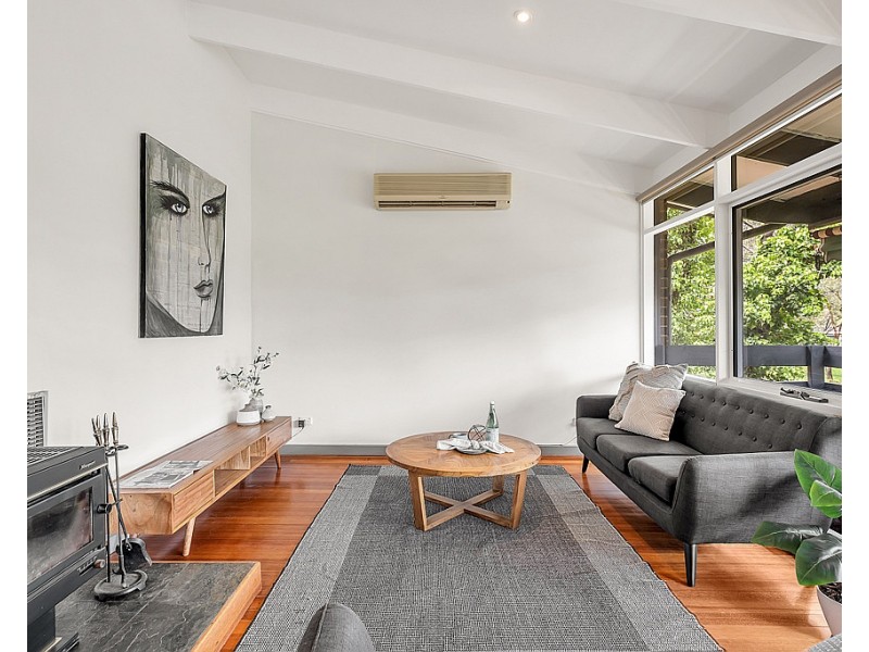 24 Barbara Crescent, Coromandel Valley SA 5051