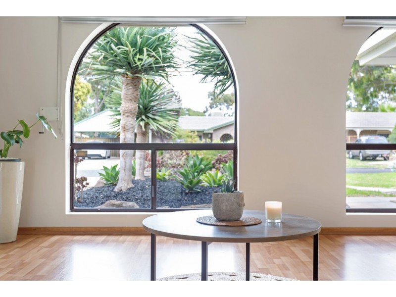 5 Lee Avenue, Happy Valley SA 5159