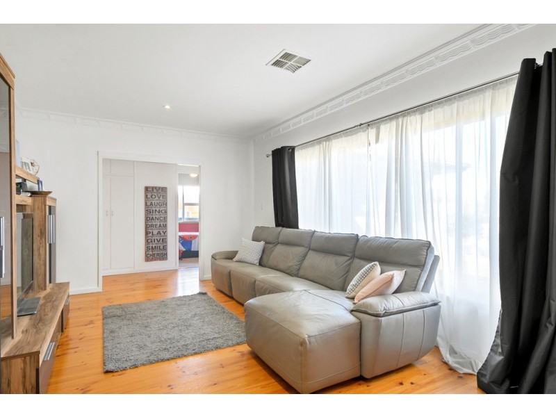 28 Leitch Avenue, Port Noarlunga SA 5167