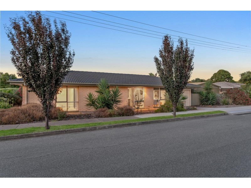 1 Marie Avenue, Morphett Vale SA 5162