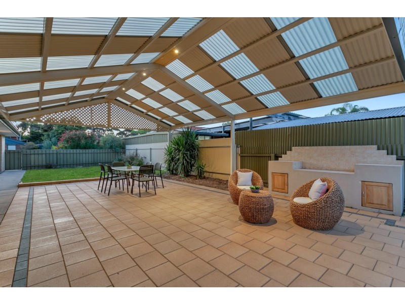 1 Marie Avenue, Morphett Vale SA 5162