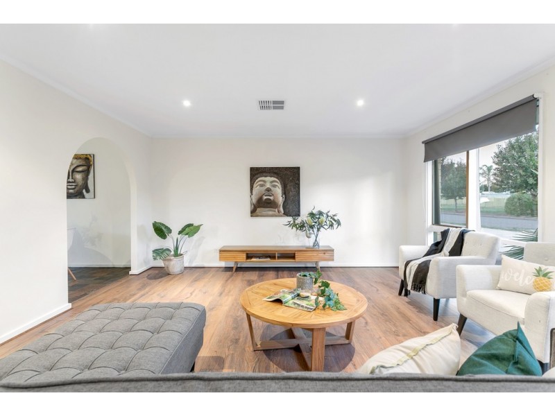 1 Marie Avenue, Morphett Vale SA 5162