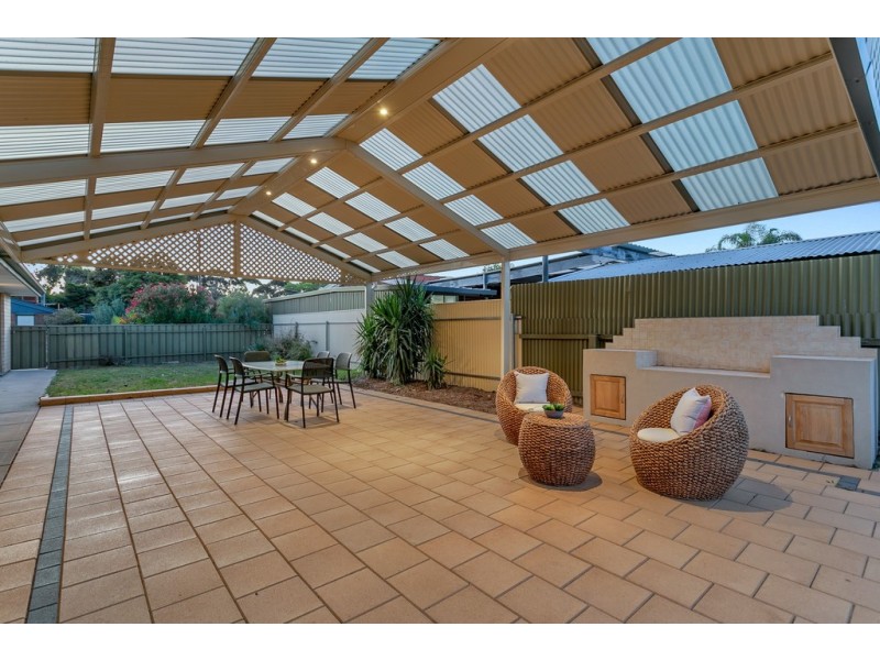 1 Marie Avenue, Morphett Vale SA 5162