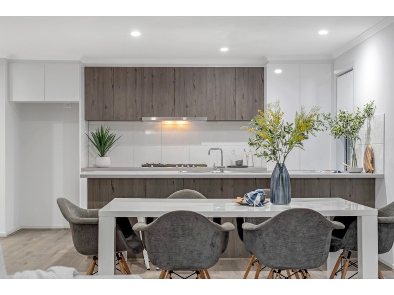 16 Clive Street, Morphett Vale SA 5162