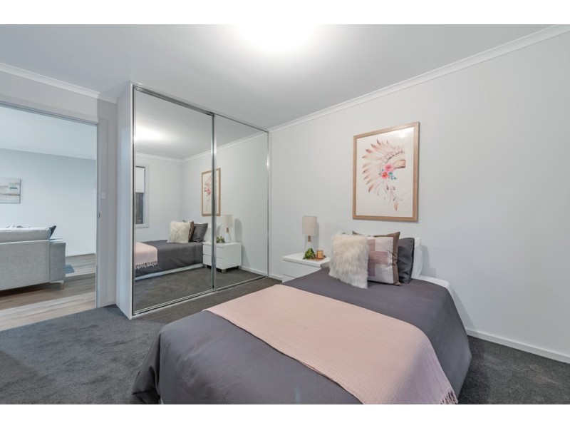 16 Clive Street, Morphett Vale SA 5162