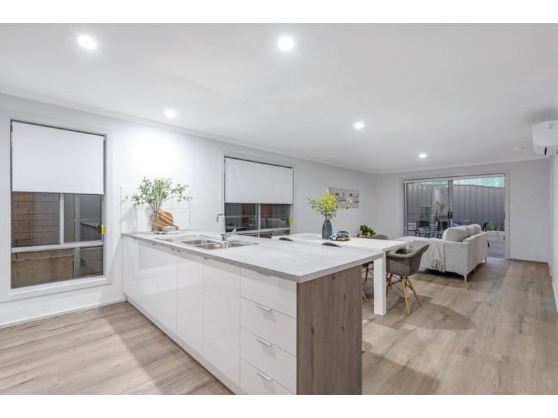 16 Clive Street, Morphett Vale SA 5162