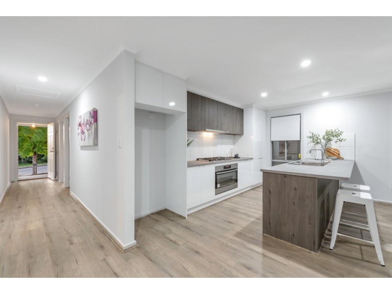 16 Clive Street, Morphett Vale SA 5162