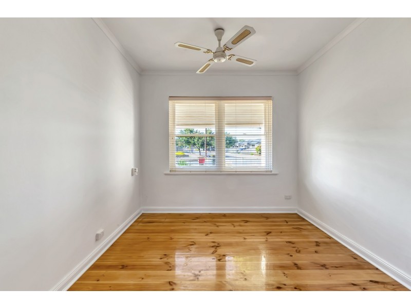 37 Sutton Avenue, Seacombe Gardens SA 5047