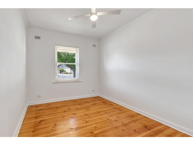 37 Sutton Avenue, Seacombe Gardens SA 5047