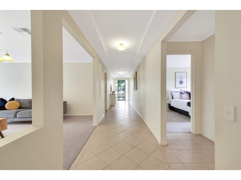 18 Acacia Grove, Flagstaff Hill SA 5159
