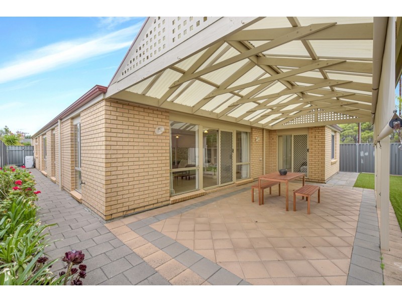 18 Acacia Grove, Flagstaff Hill SA 5159