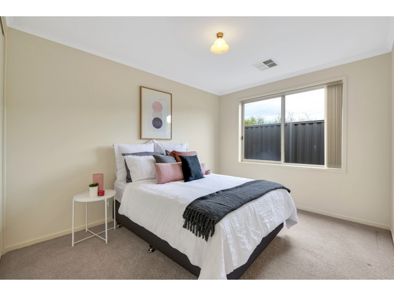 18 Acacia Grove, Flagstaff Hill SA 5159