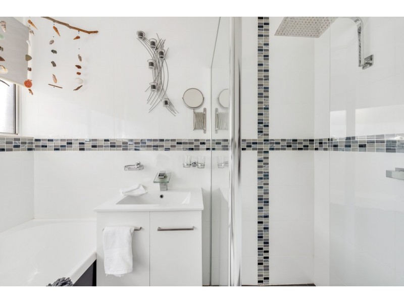 1 Daphne Court, Morphett Vale SA 5162